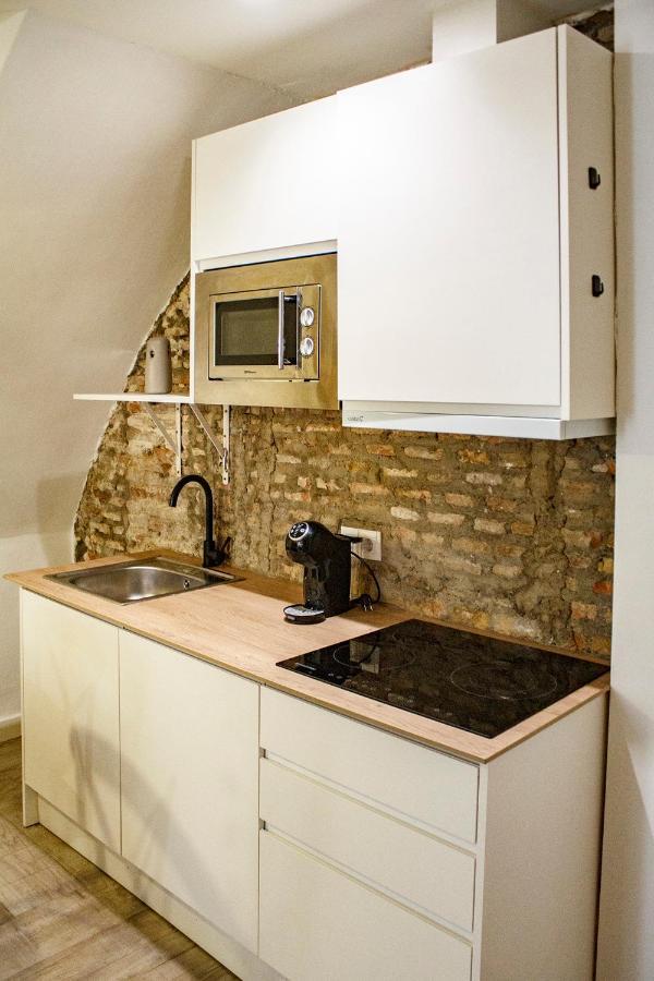 Apartamentos Jazmin กรานาดา ภายนอก รูปภาพ